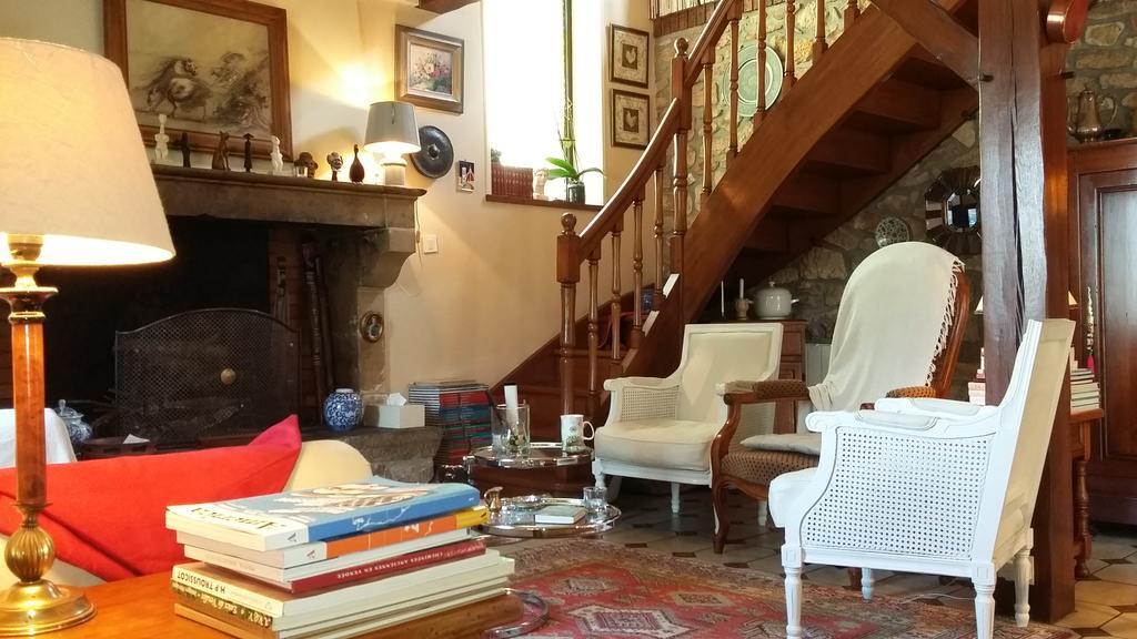 L' Esterlanges Suite Famille 2 Chambres 4 Personnes Proche Puydufou Saint-Vincent-Sterlanges エクステリア 写真